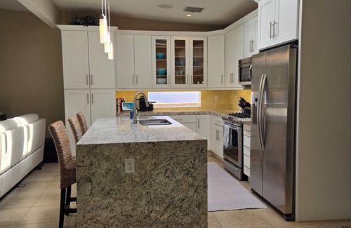 Indian Wells House | Vacation in Indian Wells Golf Tennis Festivals Sunshine - 3 Bedroom Modern Home