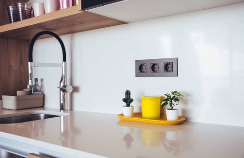 Caleta de Famara Apartment | Vacation 'Kay Lava' with Mountain View, Wi-Fi and Air Conditioning