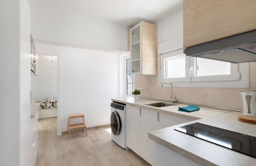 Playa Quemada Apartment | Vacation 'La Casa De La Playa' with Sea View, Wi-Fi and Air Conditioning