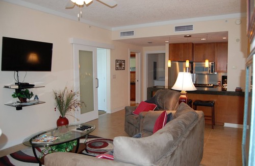 Biloxi Condo | Vacation on a Whim & SAVE BIG! Have An 11th Floor View Of The Gulf Coast!