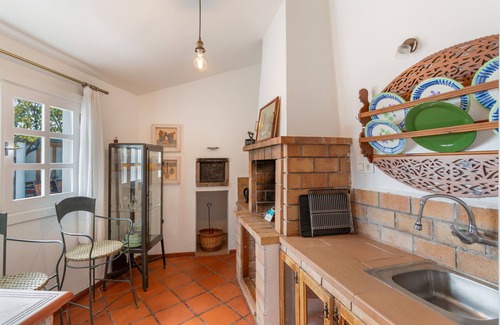 Las Lagunetas Apartment | Vacation 'Pool House' with Mountain View, Wi-Fi and Air Conditioning