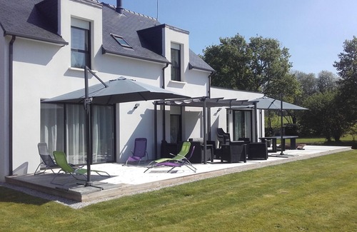 Guidel House | Vacation Rentals 11 people