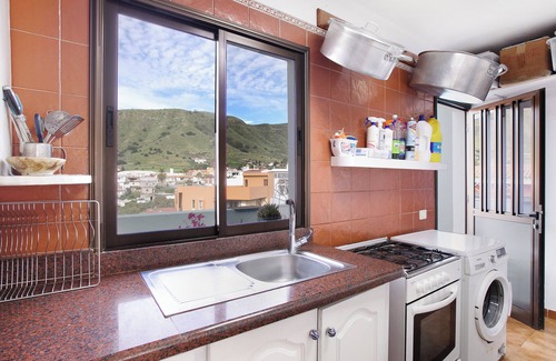 Tegueste Apartment | Vacation Studio 'La Zotea' with Mountain View and Wi-Fi
