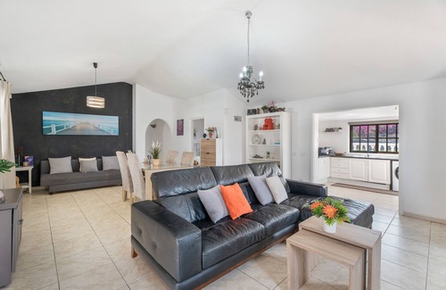 Complejo turistico Amarilla Golf Villa | Vacation Villa 'Amarilla Golf' with Sea View, Wi-Fi and Air Conditioning