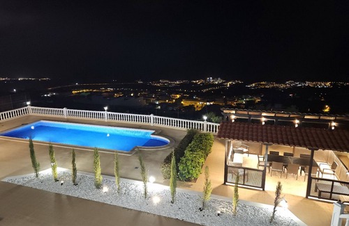 Armenime Villa | Vacation Villa 'Cool 4-bedroom with Sea Views' with Sea View, Wi-Fi and Air Conditioning