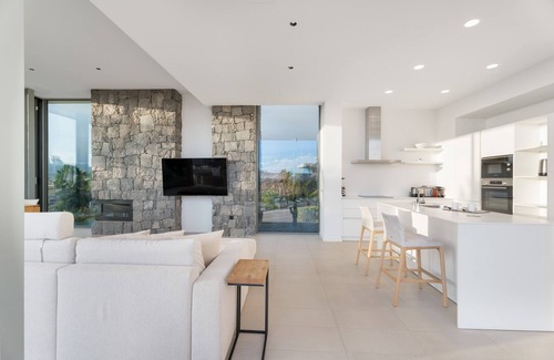 Guia de Isora Villa | Vacation Villa 'Luxliving Tenerife Dali' with Sea View, Wi-Fi and Air Conditioning