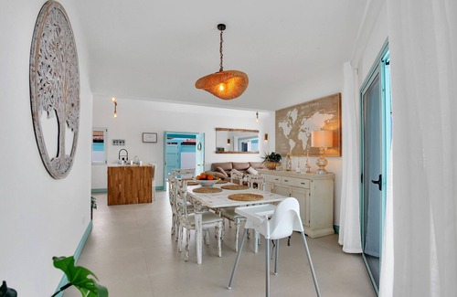 Corralejo Villa | Vacation Villa 'Orange Light with Private Pool' with Sea View, Wi-Fi and Air Conditioning