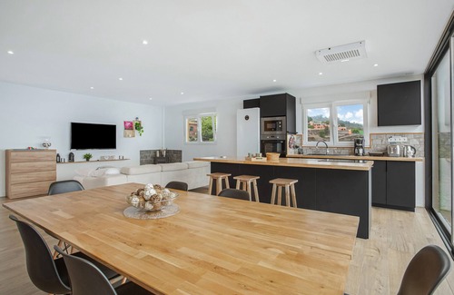 Los Realejos Villa | Vacation Villa 'Perejil' with Sea View, Private Pool and Wi-Fi