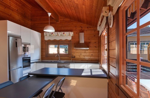 Santa Brigida Villa | Vacation Villa 'Tanqueta' with Mountain View, Wi-Fi and Air Conditioning