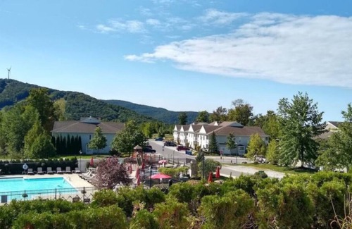 Williamstown Condo | Vacation Village in the Berkshires, 12/31/2023 to 01/07/24