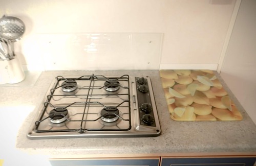 Scharendijke Ski Chalet | Vacations in Holland: Mobile Home Campsite "De Strandloper" in Scharendijke