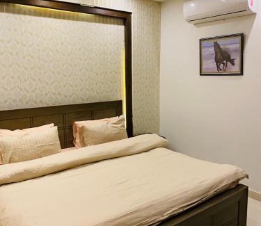 Lahore Apartment | Vactional villa Guest House Dha Phase 6 Lahore