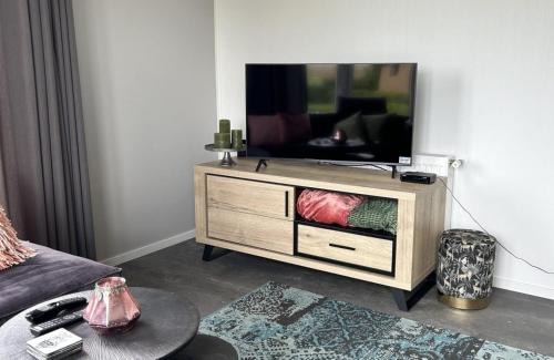 Scherpenisse Ski Chalet | Vakantiepark de Zeeuwse Parel - Noordzee Deluxe