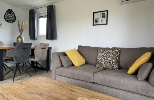 Scherpenisse Ski Chalet | Vakantiepark de Zeeuwse Parel - Dijkzicht