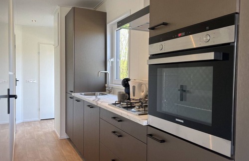 Scherpenisse Ski Chalet | Vakantiepark de Zeeuwse Parel - Parkzicht