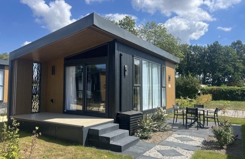 Scherpenisse Ski Chalet | Vakantiepark de Zeeuwse Parel - Hotel Chalet