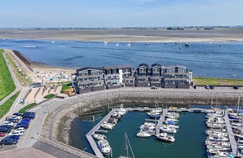 Sint-Annaland Apartment | Vakantiewoning aan het water - met 2 balkons - Vista Maris - Nr 38