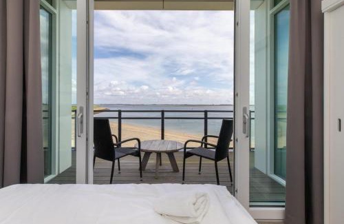 Sint-Annaland Apartment | Vakantiewoning aan het water - met 2 balkons - Vista Maris - Nr 38