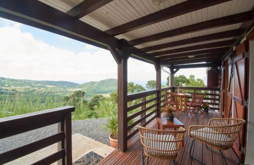 Cafeiere Apartment | "Valériane" superbe studio vue panoramique grande anse