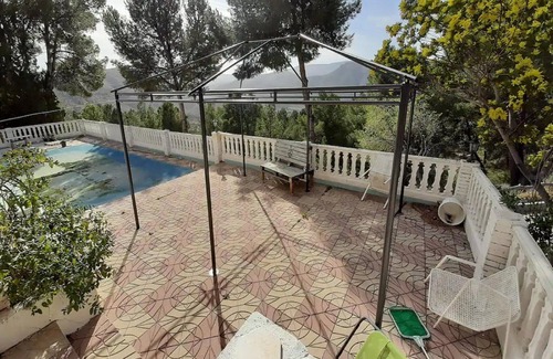 Chulilla Villa | Valencia Countryside Villa