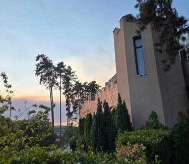 Ognyanovo Bed & Breakfast | Valentina Castle