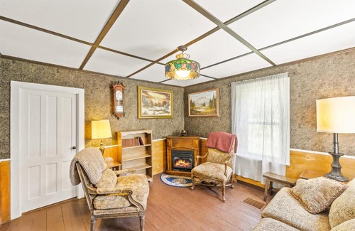 Adirondack House | Valentine Pond House