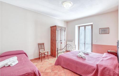 Apecchio Apartment | Valguerriera 7- Rosa Rossa