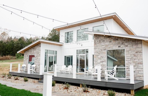 Lake Forest Estates House | Vallee Suite at Baetje Farms