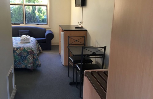 Tanunda Hotel | Valley Hotel