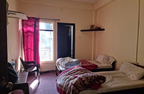 Dhirkot Hotel | Valley Inn Hotel Bagh