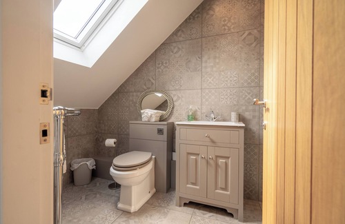 Higher Walton Cabin | Valley View Lodge Sleeps 8 with Hot Tub