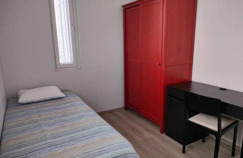 Etela-Kaarela Apartment | Valoisa asunto upealla parvekkeella