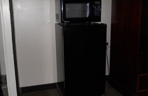 Oak Creek Hotel | Value Inn Milwaukee Airport South