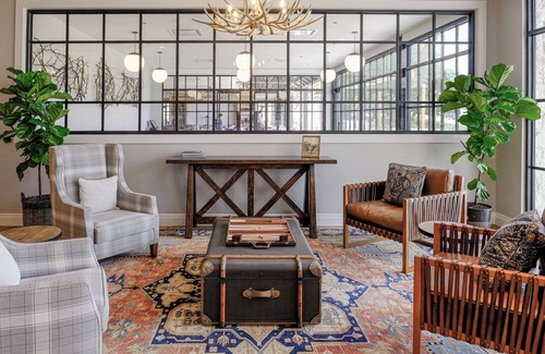 Boerne Hotel | Value Stay! Short Walk to San Antonio Rose Palace! Free Parking & Pet-friendly