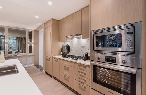 West Side House | Vancouver (UBC) one bed room in luxury house