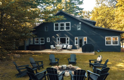 Cleveland Villa | Vanderkamp NY – Grace Manor Luxe 9 Bedroom Lakeview Retreat Lodge on 850 Acres