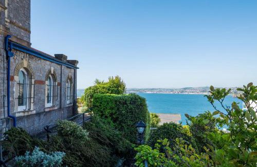 Torquay City Centre House | Vane Hall