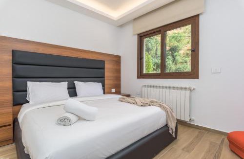 Kfardebian Apartment | Vantage - 2 BR Apt by The Valley in Kfardebian