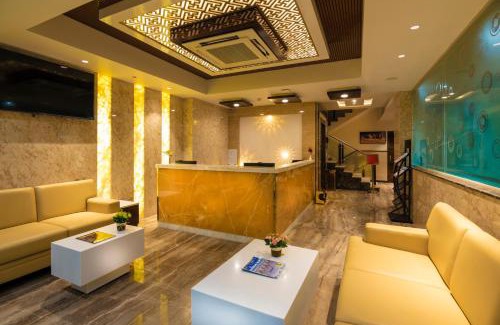 Gandhi Nagar Hotel | Vanusa Residency