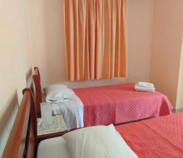 Mikros Gialos Apartment | Vardia Rooms