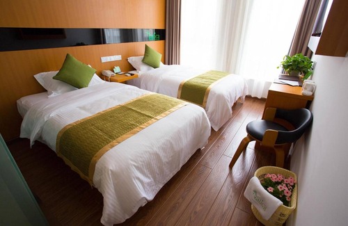 Jiading Hotel | Vatica Shanghai Jiading District Anting Metro Station Volkswagen Factory Hotel