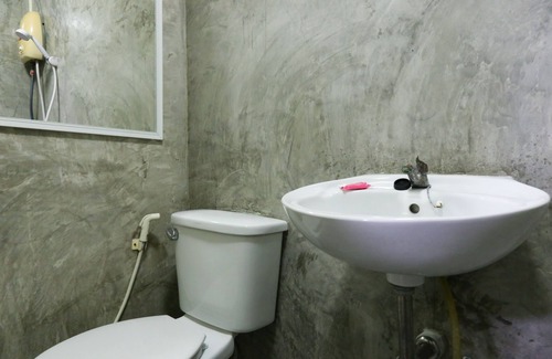 Amphawa House | VaylaSamran 1 By RoomQuest