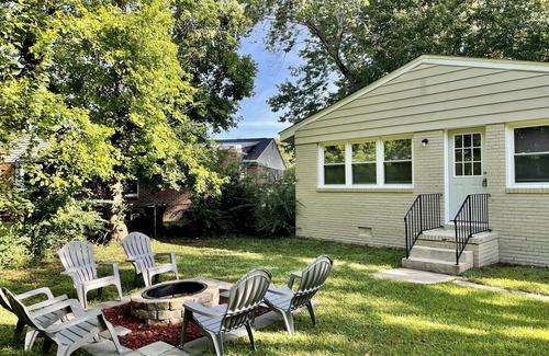 Northwest House | VB Towncenter Ranch Stocked w/Firepit & Free Wood