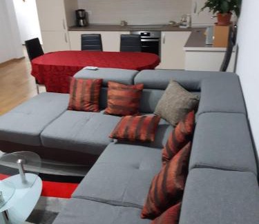 Cisnadie Apartment | VDK Apartament Swiss Village