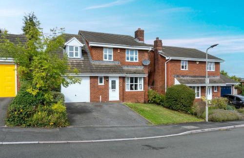 Alphington House | Veitch Gardens - Perfect Spot to explore Exeter