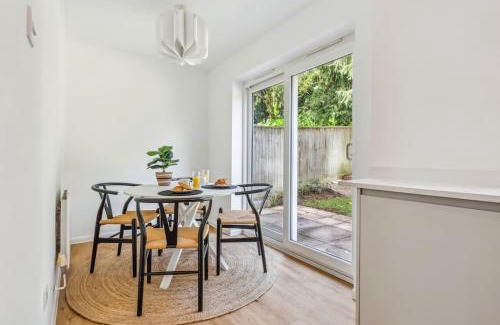 Alphington House | Veitch Gardens - Perfect Spot to explore Exeter