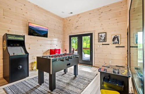 Sevierville House | Velvet Monkey Retreat