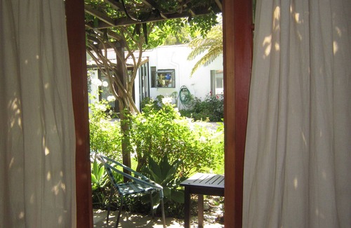 Venice House | VENICE DESIGNER POOLHOUSE HSR19-003035