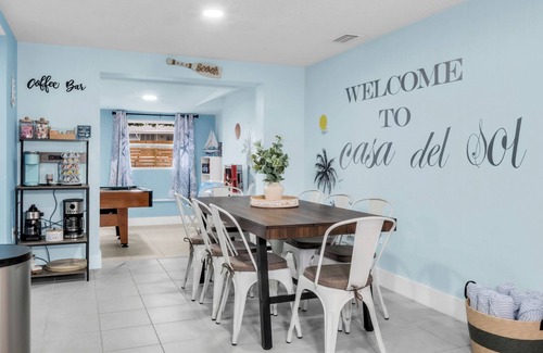 South Venice House | Venice Family Getaway w/Game Room Near Beaches