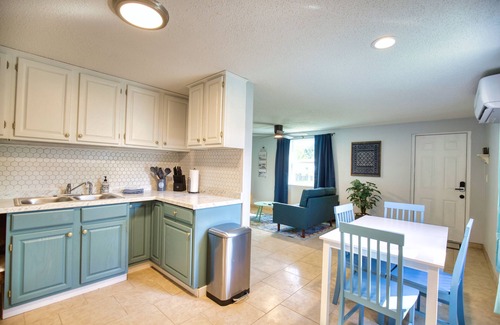 South Venice House | Venice Palms - Family Beach Fun!